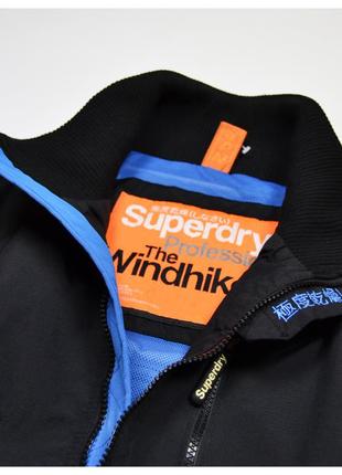 Superdry l / ветровка воротником и вышивкой лого цвет чёрно синий4 фото