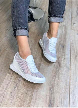Білосніжні кеди-снікерси літні з сіткою