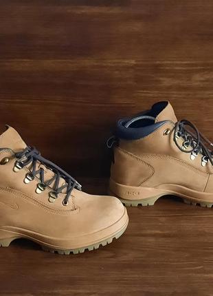 Мужские ботинки nike air acg boots оригинал демисезон натуральный нубук размер 41-41,53 фото
