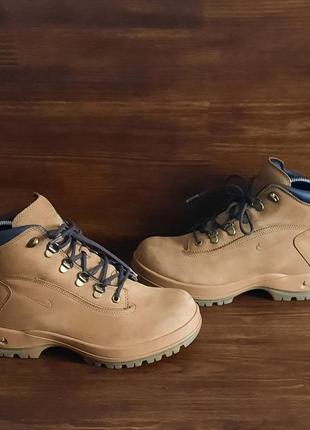 Мужские ботинки nike air acg boots оригинал демисезон натуральный нубук размер 41-41,51 фото