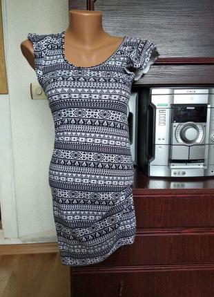Легкое трикотажное платье в модный орнамент от y.d. (уай.ди) рост 152 см1 фото