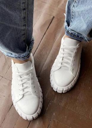 Кросівки білі натуральна шкіра2 фото