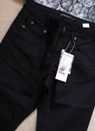 Базовые чёрные джинсы na-kd2 фото