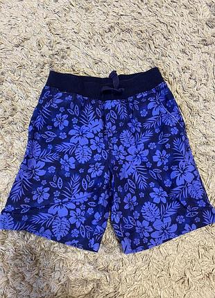 Нові шорти на 4р