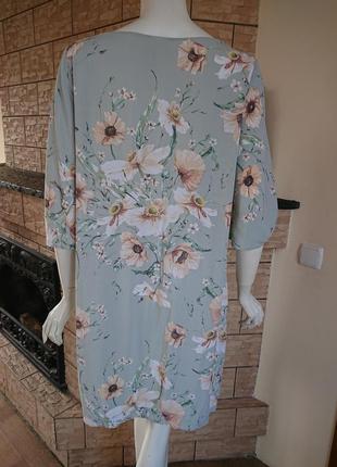 Платье h&m прямого кроя из вискозы с вырезом лодочкой в цветочный принт  eur 427 фото