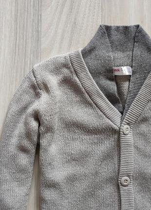 Стильный серый свитер мальчику2 фото