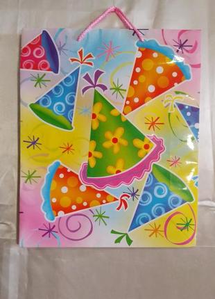 Подарочный пакет для детского подарка.