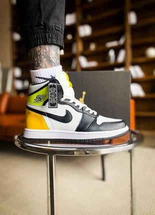 Женские кроссовки nike air jordan 1 high og "volt gold"
