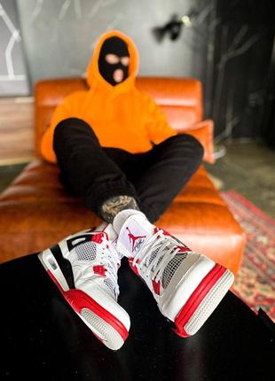 Чоловічі кросівки nike air jordan 4 retro "fire red"
