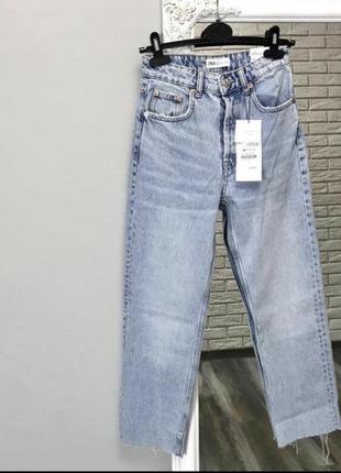 Джинси zara straight нові з біркою 36 розмір світло блакитні з необробленим краєм