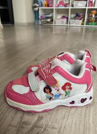Кросівки на дівчинку disney