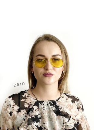 Жовті окуляри - крапельки в золотистій оправі к. 2610