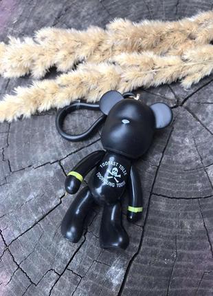 Брелок bearbrick, украшение для ключей, подвеска "мишка пират"2 фото
