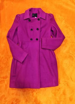 Шикарное демисезонное фирменное женское пальто красивенного цвета2 фото
