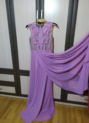 Вечернее длинное платье с шлейфом.3 фото