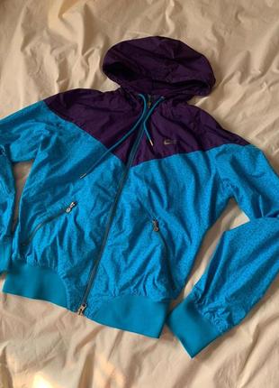 Nike жіноча вітровка hybrid speckled windrunner jacket