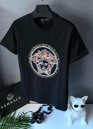 Футболка в стилі versace