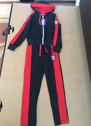 Спортивный костюм для девочки на рост 116,128,134,140