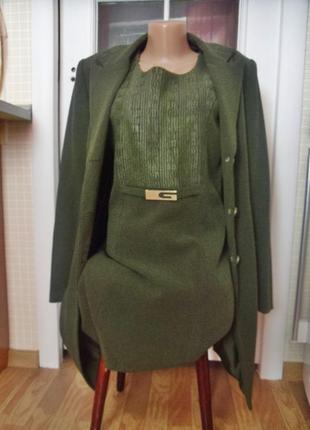 Жіночий костюм