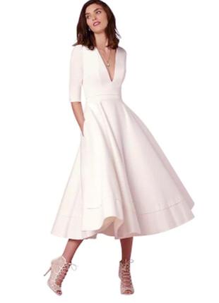 Платье белое расклешенное4 фото