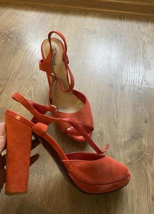 Яркие босоніжки размер 40 замш цена 450грн