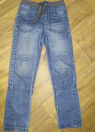 Джинсы на резинке