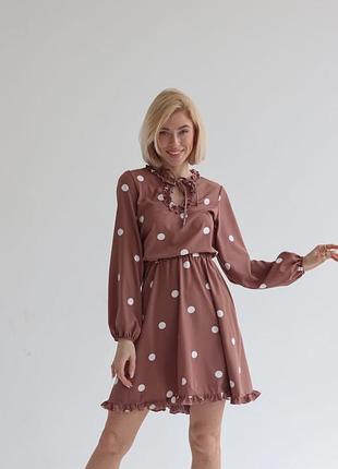 Платье в крупный горох