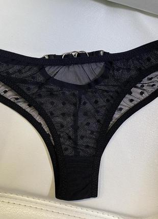 Бразилианы с вырезом сзади