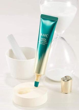 Омолаживающий крем для век a. h. c youth lasting real eye cream for face1 фото