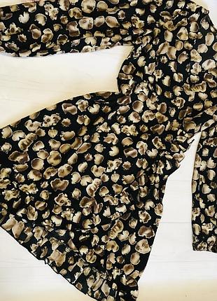 Платье волан рюш модное