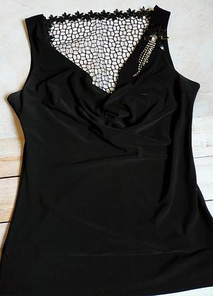 Нарядна майка з ажурною спинкою