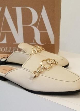 Шкіряні шльопанці zara