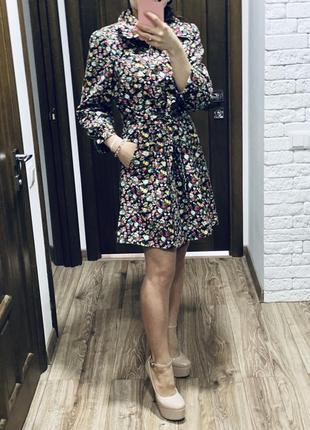 Щільний коттоновый плащ, весняно пальто в квітковий принт