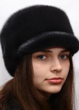 Стильная женская норковая  кепка