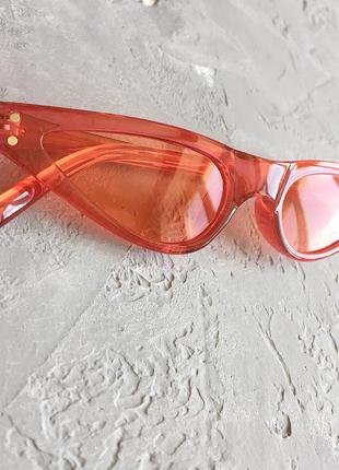 Ретро окуляри в стилі sci-fi з червоною прозорою оправою4 фото