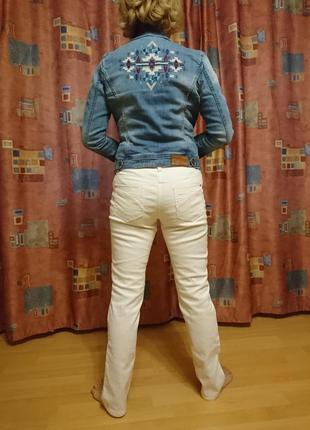 Базовые белые джинсы8 фото