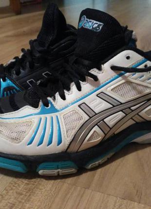 Кроссовки asics2 фото