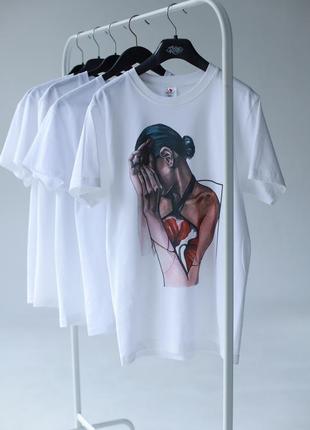 Базова біла футболка oversize жіноча4 фото