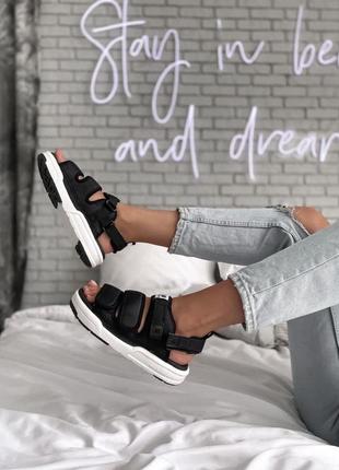 Жіночі сандалі new balance топ якості 36 37 38 39 40 ніжно чорні