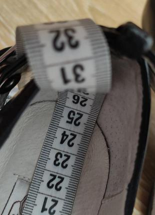 Кожаные туфли - натуральная мягкая кожа, средний каблук, застежка на кнопке. италия10 фото