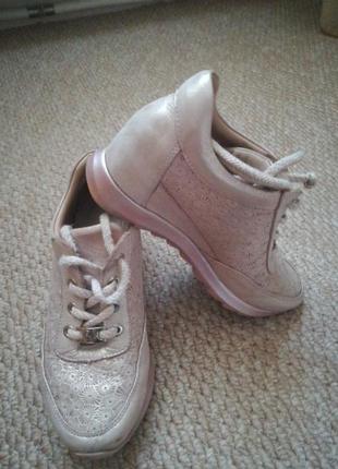 Нарядні туфлі розмір 36