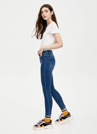 Джинсы скинни на высокой талии pull&bear xxs xs 32 34 eur
