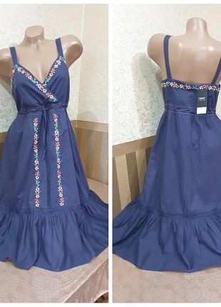 Сукня з вишивкою. next.