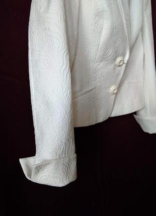 Дизайнерський піджак бренду natali bolgar білий 38 розміру4 фото