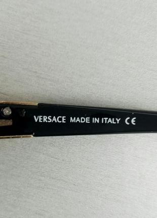Versace модные женские солнцезащитные очки узкие черные с золотым логотипом6 фото