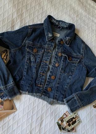 Трендова укорочена джинсовці / джинсовий піджак
