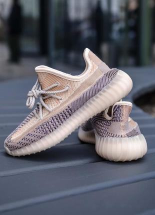 Кросівки adidas yeezy 350 v2 ash pearl (шнурки рефлективні) кроссовки4 фото