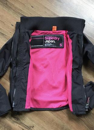 Крутая брендовая куртка ветровка superdry оригинал4 фото