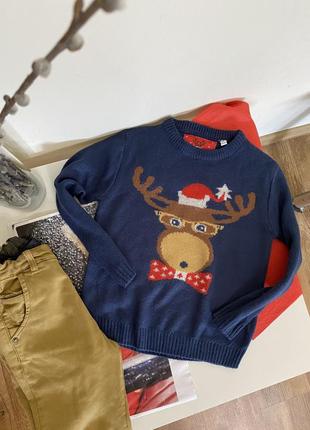 Свитер праздничный  6-8лет