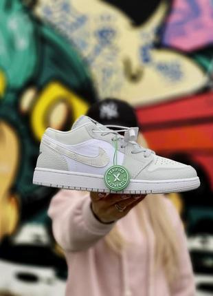 Женские кроссовки nike air jordan 1 green low